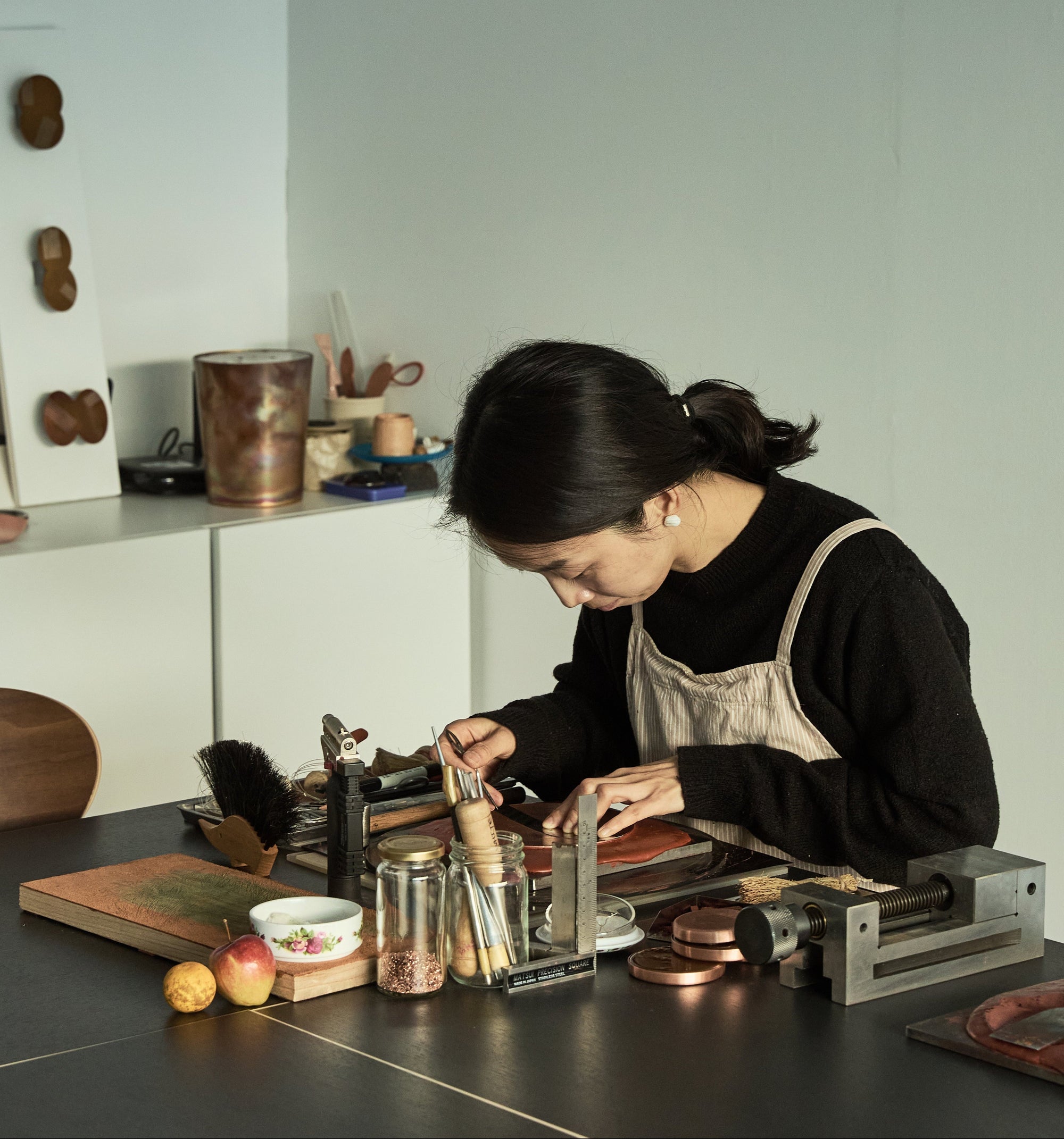 Inlaying the "In-Between"
